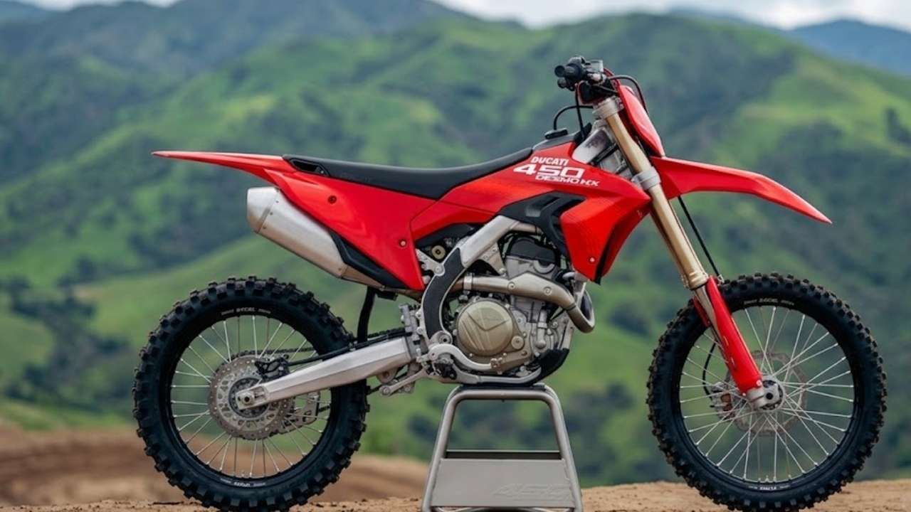 Ducati Desmo 450 MX